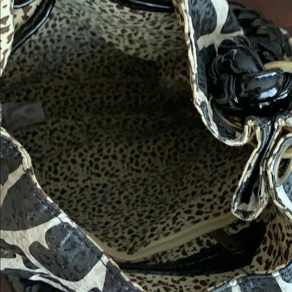 Beautiful new hobo bag. - Picture 4 of 7